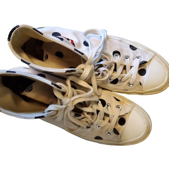 Comme Des Garcons PLAY x Converse Unisex Chuck Taylor High Top Sneakers Polka Do - Picture 1 of 12